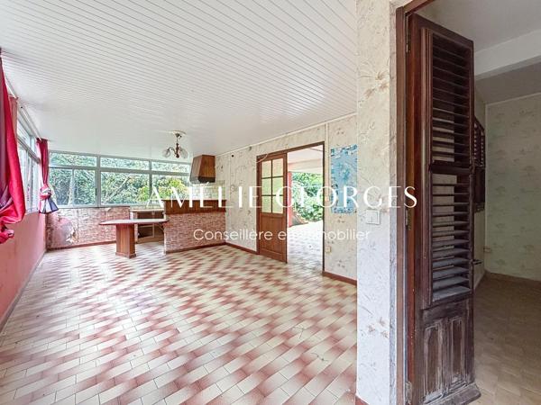 Maison T5 avec deux logements indépendants – 7 638m2 de terrain