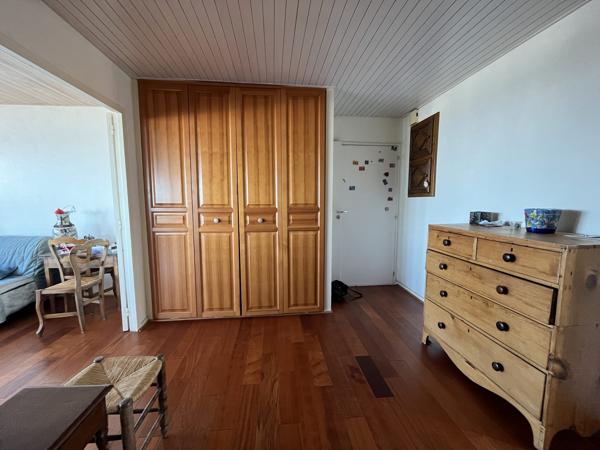 ARCACHON 1ère ligne ! Vue exceptionnelle sur le Bassin ! T4 de 126 m2, terrasse, 2 parkings !