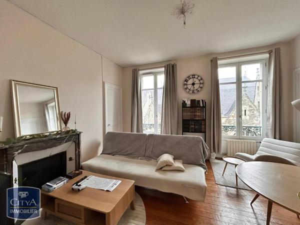 Appartement à louer 2 pièces 54.68m² Laval (53000)