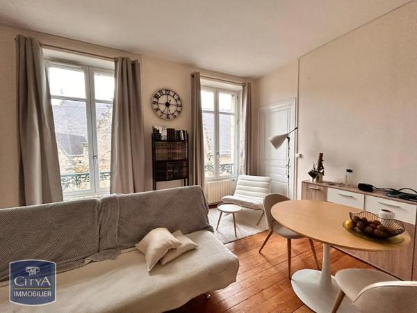 Appartement à louer 2 pièces 54.68m² Laval (53000)