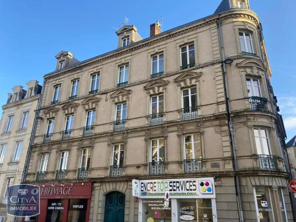 Appartement à louer 2 pièces 54.68m² Laval (53000)