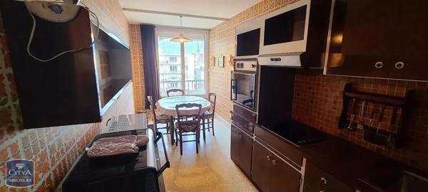 Appartement à louer 3 pièces 90.23m² Vendôme (41100)