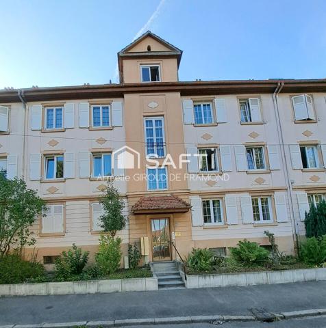 Idéal investisseur! À Mulhouse, quartier Bel Air proche toute commodité, appartement loué 54 m2 avec place de stationnement et cave.