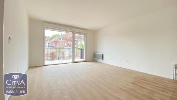 Appartement à louer 2 pièces 45.24m² Douai (59500)