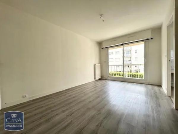 Appartement à louer 1 pièce 32.44m² Saint-Sébastien-sur-Loire (44230)