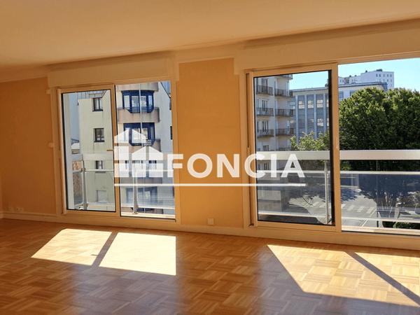 Location Appartement 4 pièces 116.08 m² - 14 RUE BRANDA Brest 29200