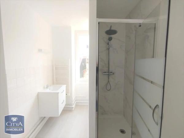 Appartement à louer 2 pièces 58.37m² Laon (02000)