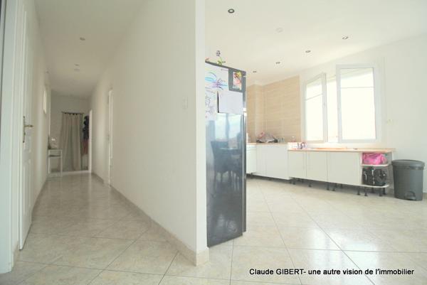 Frontignan (34110) T3 de 73 m2 au 2éme et dernier étage au centre-ville de Frontignan