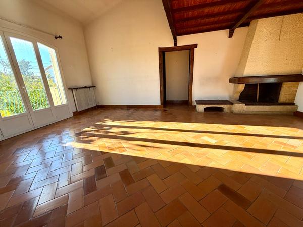 Propriété de 188m2 sur une parcelle de 1750m2 constructible