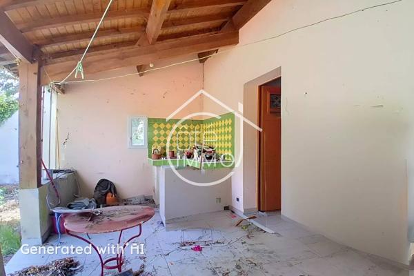 PINEUILH : Villa plain-pied à rénover 124 m² 3 chambres jardin  1485 m²