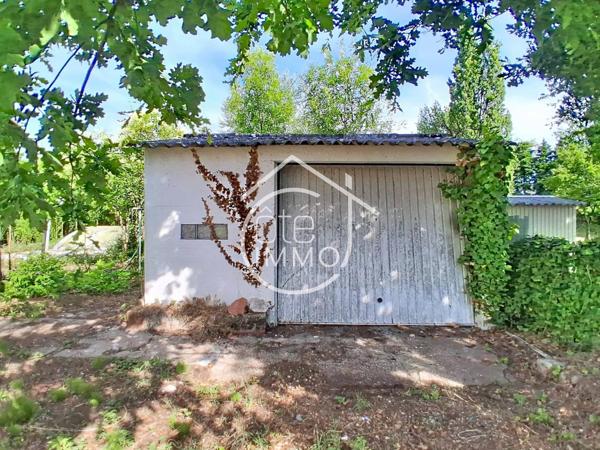 PINEUILH : Villa plain-pied à rénover 124 m² 3 chambres jardin  1485 m²