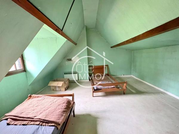 PRIGONRIEUX : Maison traditionnelle mitoyenne 6 pièces de 140m² à rénover