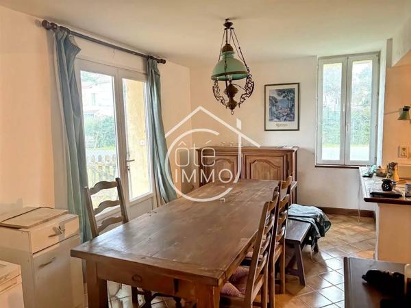 PRIGONRIEUX : Maison traditionnelle mitoyenne 6 pièces de 140m² à rénover