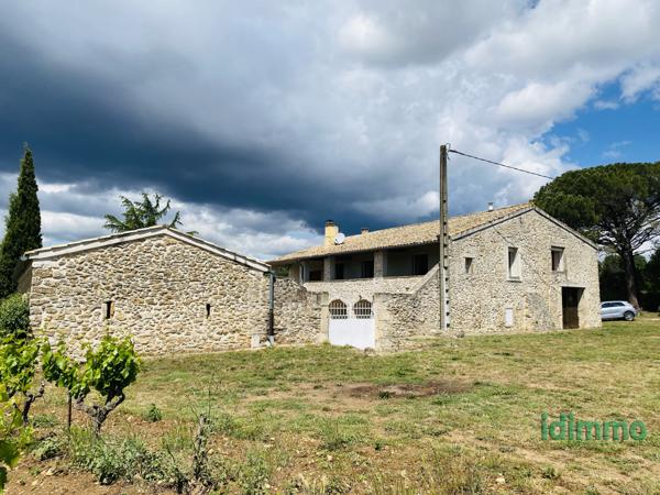 Mas sans vis à vis 156m² avec dépendances - terrain 1ha campagne Bagnols-sur-Cèze (30200)
