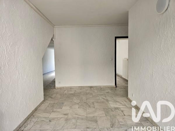 Immeuble à vendre 125 m² Épernon