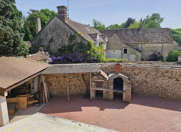 Vente                                                      Maison
                        
                     7 pièces                      169 m2                     à Saint-Fargeau-Ponthierry