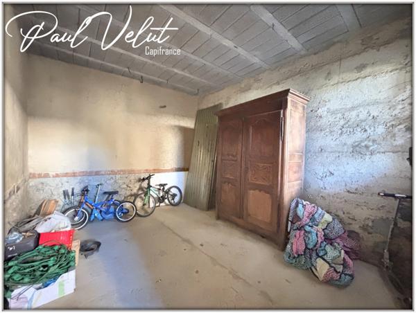 Maison familiale avec jardin et dépendances – Vinay