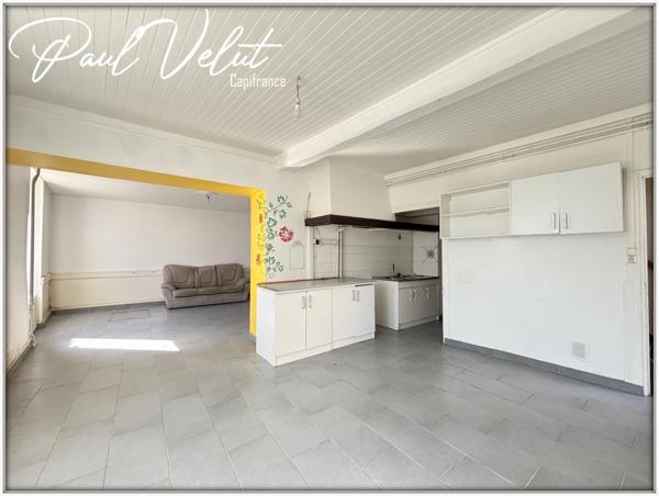 Maison familiale avec jardin et dépendances – Vinay