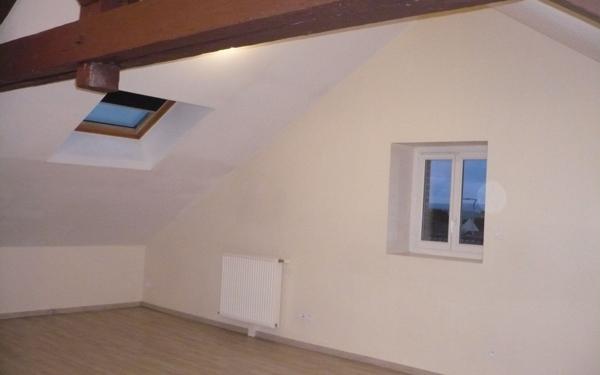 Appartement à louer    3 pièces • 45,03 m2 Couternon