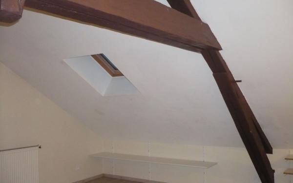 Appartement à louer    3 pièces • 45,03 m2 Couternon