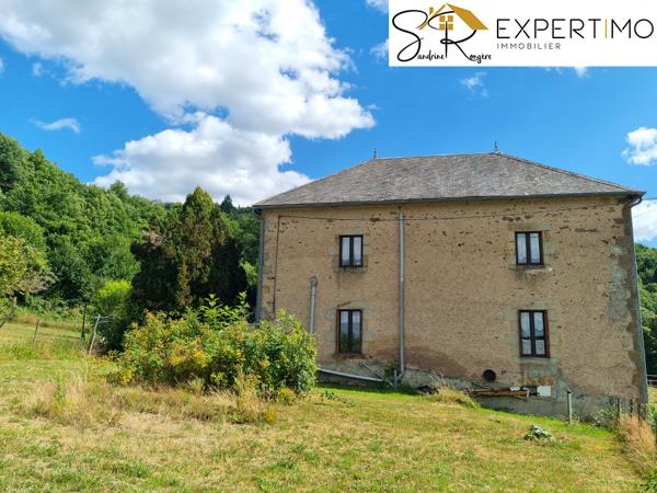 Teilhet (63560) Maison de 144 m² sur terrain de 4510 m² avec double garage à Teilhet (63560)