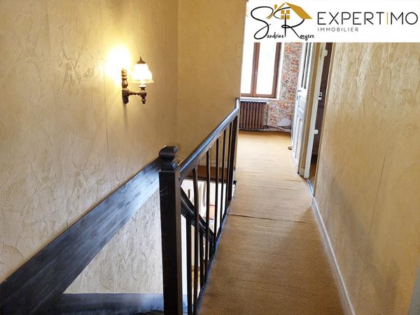 Teilhet (63560) Maison de 144 m² sur terrain de 4510 m² avec double garage à Teilhet (63560)