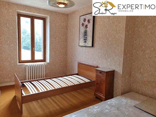 Teilhet (63560) Maison de 144 m² sur terrain de 4510 m² avec double garage à Teilhet (63560)