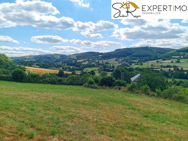 Teilhet (63560) Maison de 144 m² sur terrain de 4510 m² avec double garage à Teilhet (63560)