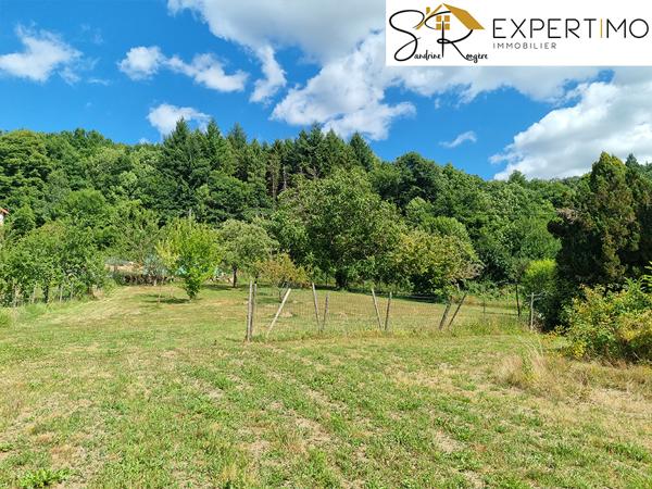 Teilhet (63560) Maison de 144 m² sur terrain de 4510 m² avec double garage à Teilhet (63560)