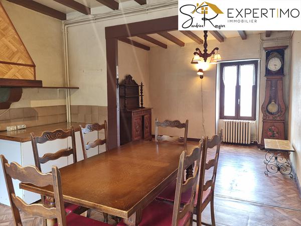 Teilhet (63560) Maison de 144 m² sur terrain de 4510 m² avec double garage à Teilhet (63560)