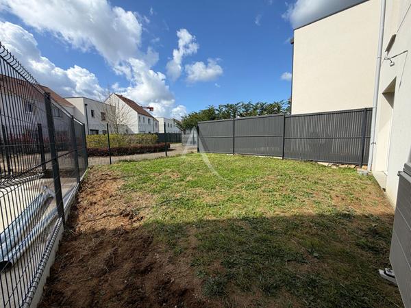 Maison familiale récente de 110m2 - 5 pièces - garage et sous-sol total - DPE A