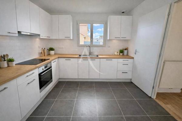 Maison familiale récente de 110m2 - 5 pièces - garage et sous-sol total - DPE A