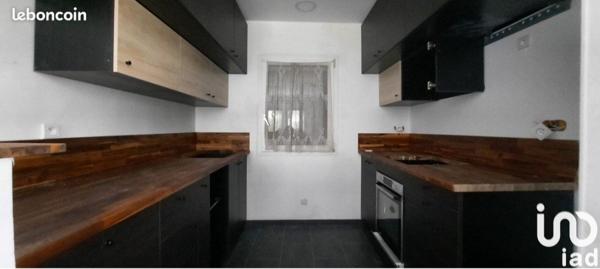 Maison 3 pièces de 51 m² à Ivry-la-Bataille (27540)