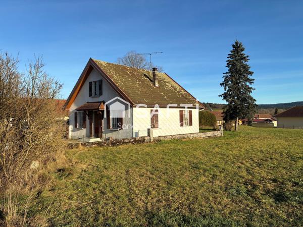 Maison 125 m² à Lemuy – Cadre verdoyant et serein