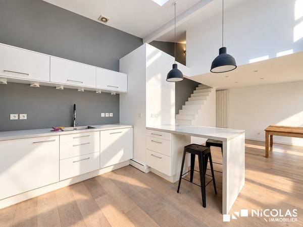 Loft contemporain avec terrasse, patio et garage – Bordeaux Saint-Nicolas