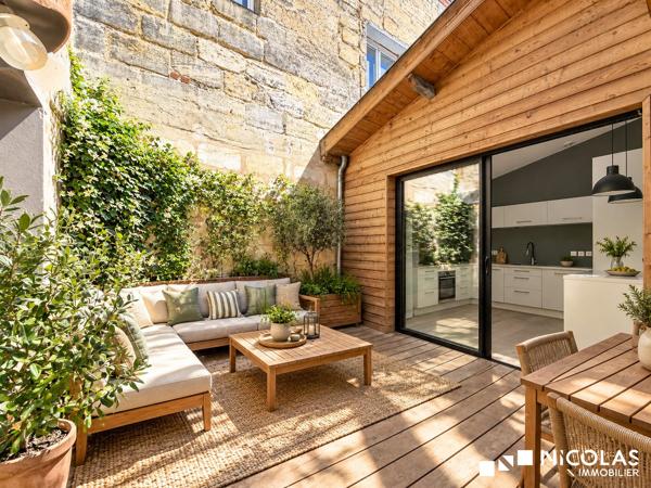 Loft contemporain avec terrasse, patio et garage – Bordeaux Saint-Nicolas
