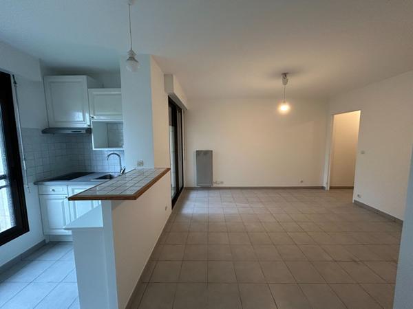 Location appartement Le Perreux-sur-Marne - 1 pièce(s) - 28 m² - 850 €/mois