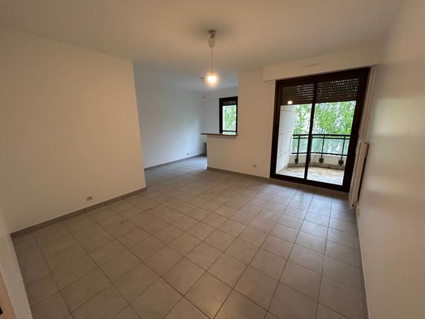 Location appartement Le Perreux-sur-Marne - 1 pièce(s) - 28 m² - 850 €/mois