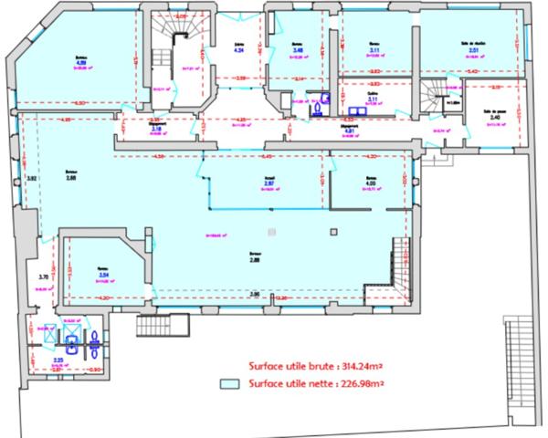 Immeuble 25 pièces - 600 m²