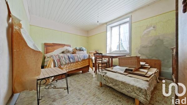 Maison 5 pièces de 110 m² à Hauts de Bienne (39400)