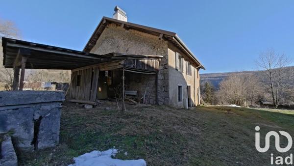 Maison 5 pièces de 110 m² à Hauts de Bienne (39400)