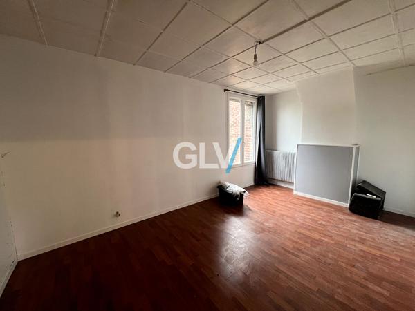 Maison 1930 à rénover sur parcelle de 340m2 , Avion