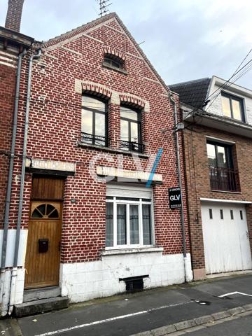 Maison 1930 à rénover sur parcelle de 340m2 , Avion