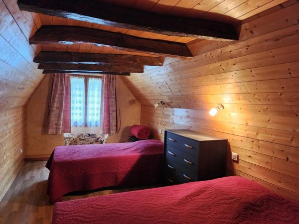 Joli ensemble de deux maisons