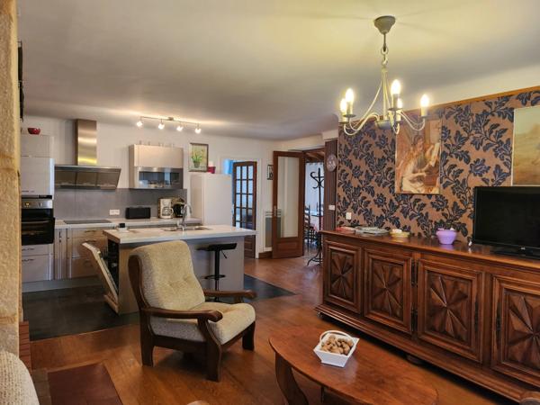 Joli ensemble de deux maisons