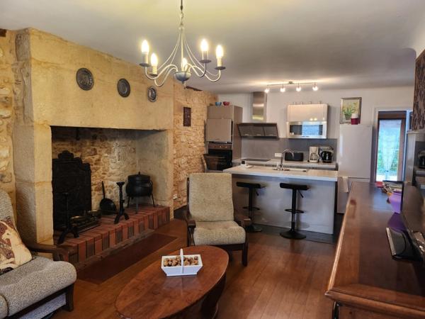 Joli ensemble de deux maisons