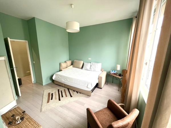 Dpt Yvelines (78), à vendre MANTES LA JOLIE appartement T4 de 110 m² avec rooftop de 200 m²