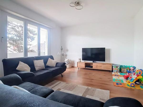 Vente                                                      Appartement
                        
                     4 pièces                      83 m2                     à Colmar