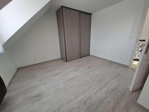 Maison/Pavillon L AIGLE 7 pièce(s) 122 m2 avec terrain 630m²