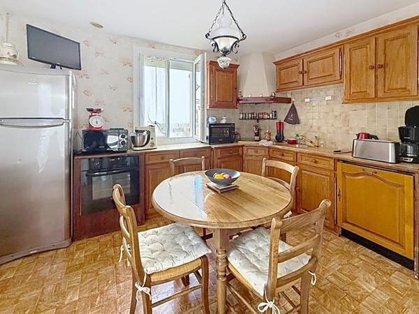Maison de plain-pied - 6 pièces - 105m²